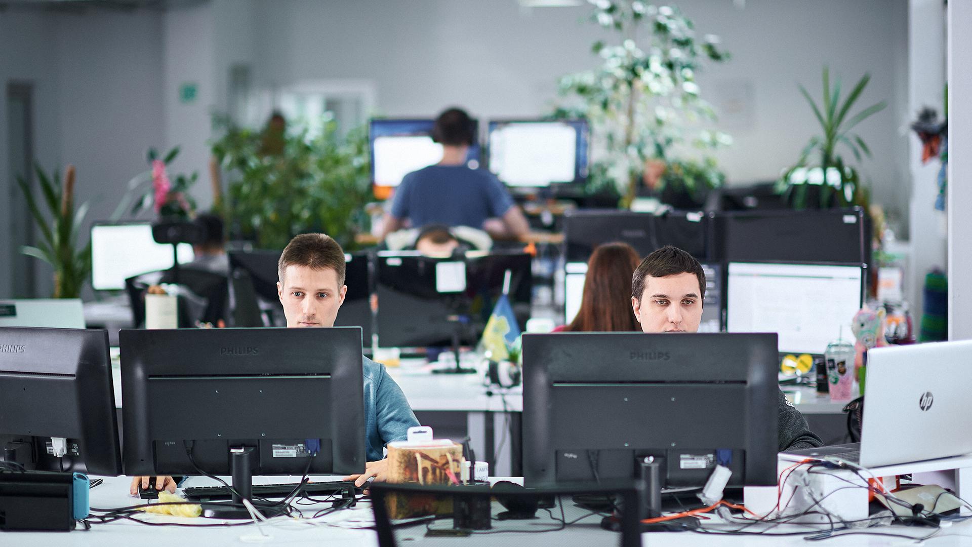 Middle TypeScript Fullstack Software Engineer